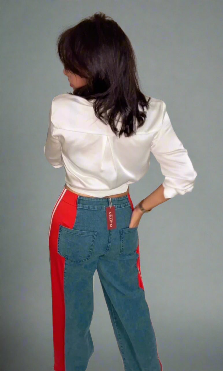 Red Statement Jean